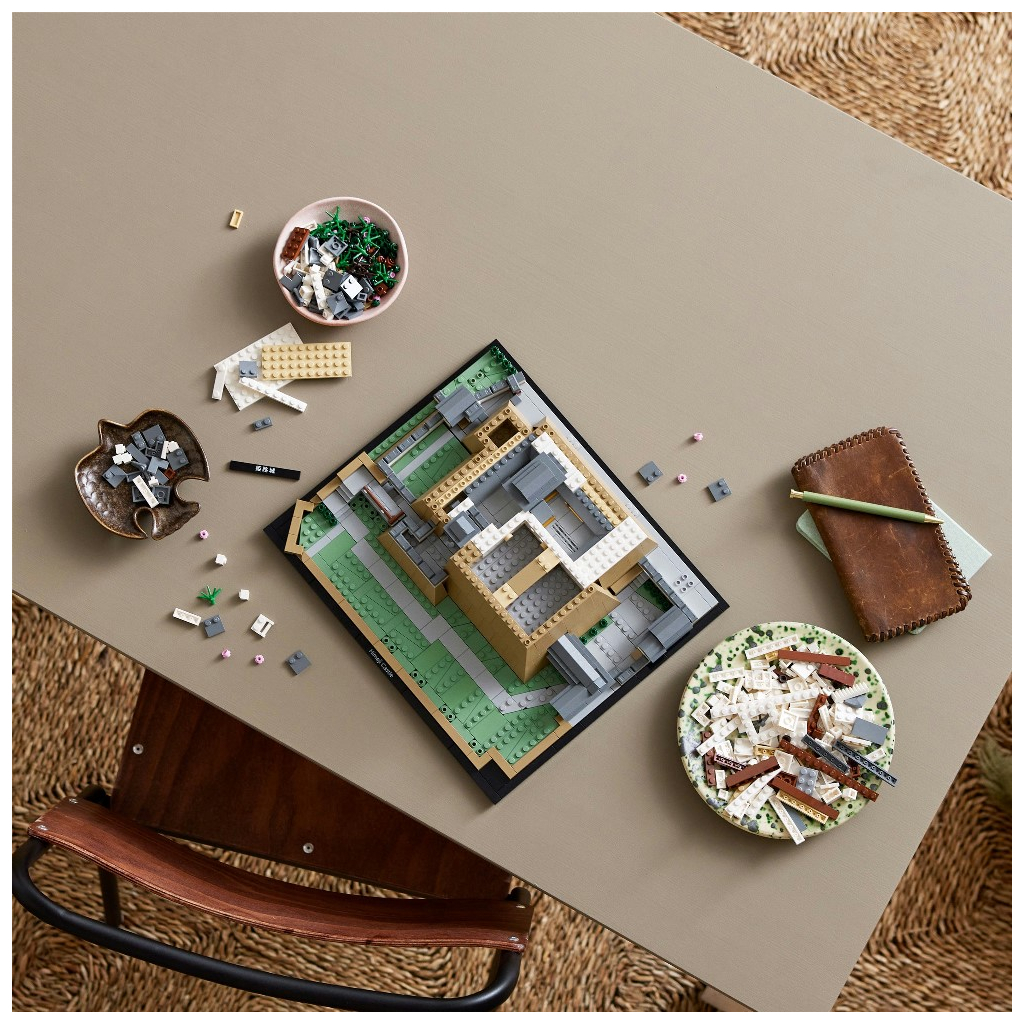 Конструктор LEGO Architecture Замок Хімедзі 2125 деталей (21060) - зображення 4