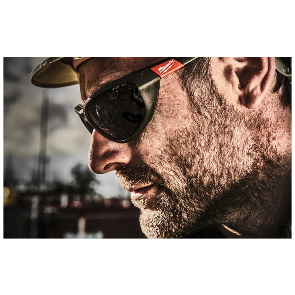Захисні окуляри Milwaukee Performance, затемнені поляризовані лінзи, Polarised (4932471886) - изображение 8