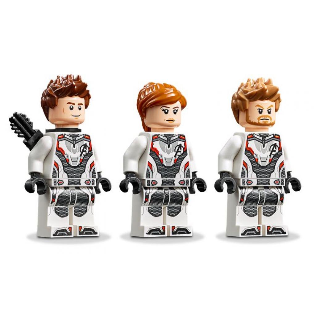 Конструктор LEGO Super Heroes Модернізований квінджет Месників 838 деталей (76126) - зображення 6