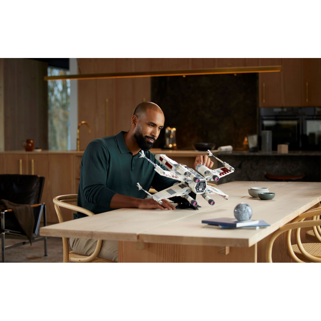 Конструктор LEGO Star Wars Винищувач X-Wing (75355) - зображення 11