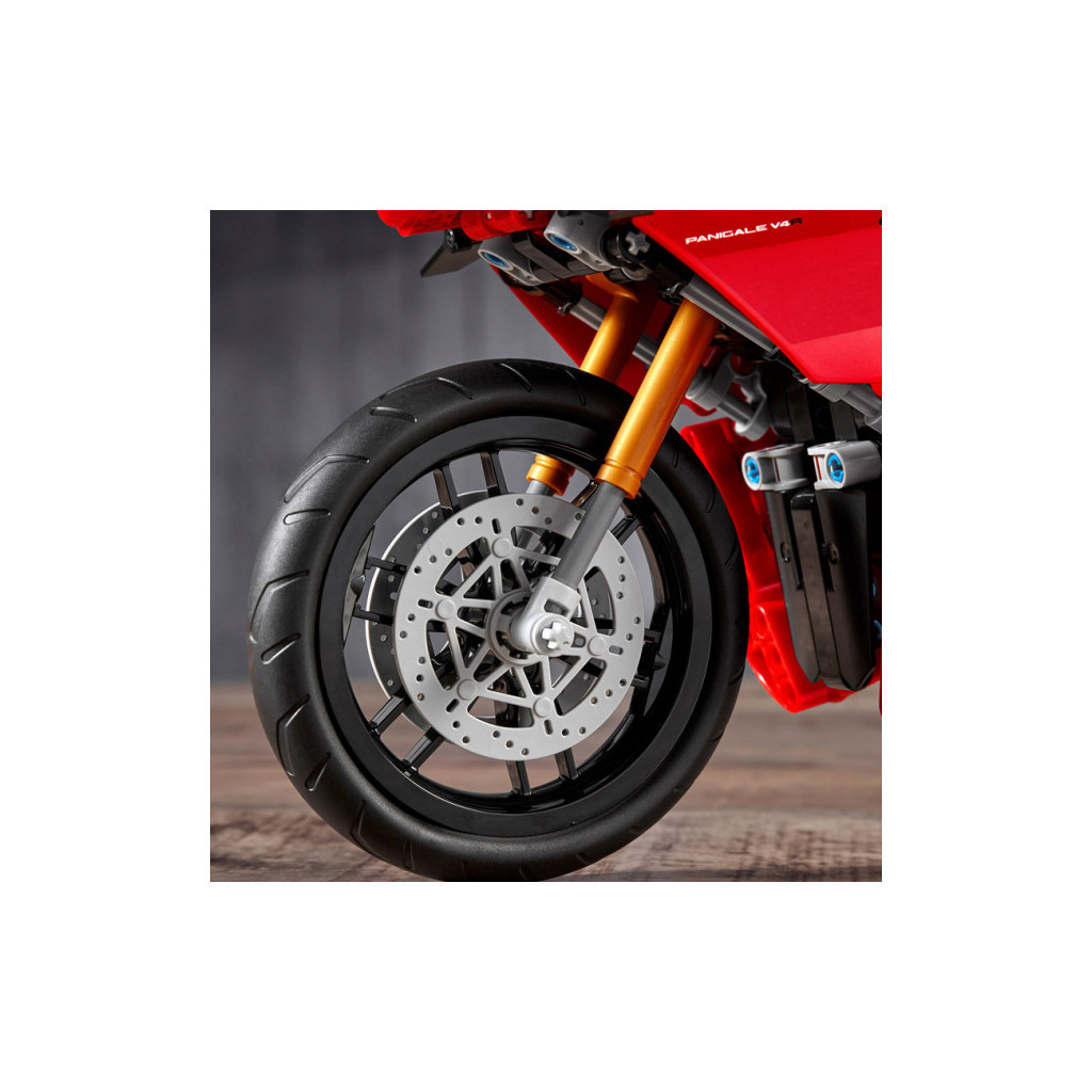 Конструктор LEGO Technic Ducati Panigale V4 R 0 646 деталей (42107) - зображення 8
