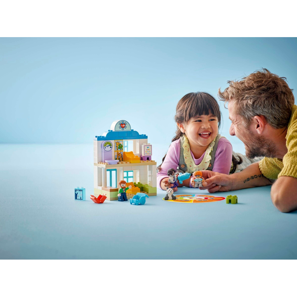 Конструктор LEGO DUPLO Town Уперше: візит до лікаря (10449) - зображення 7
