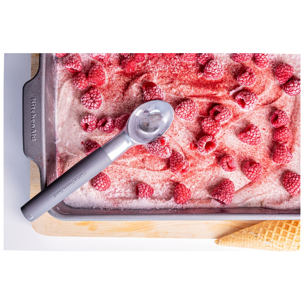Ложка для морозива KitchenAid Coreline, 21,6 см, сіра (KAS117OHCGG) - зображення 6