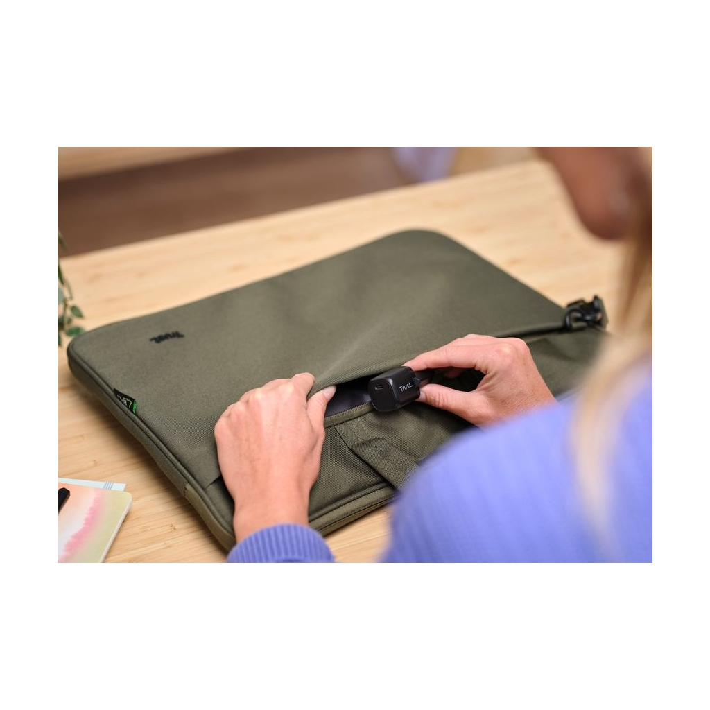 Зарядний пристрій Trust Maxo 20W USB-C PD black (25174_TRUST) - зображення 7