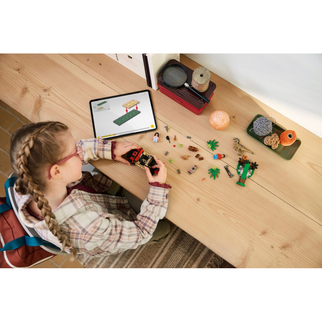 Конструктор LEGO Jurassic World Втеча по бездоріжжю від раптора (76972) - зображення 8