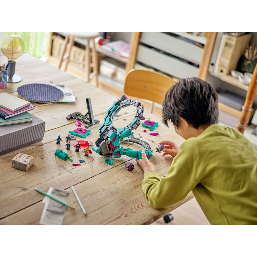 Конструктор LEGO Marvel Super Heroes Новий зореліт Вартових Галактики 378 деталей (76255) - зображення 10