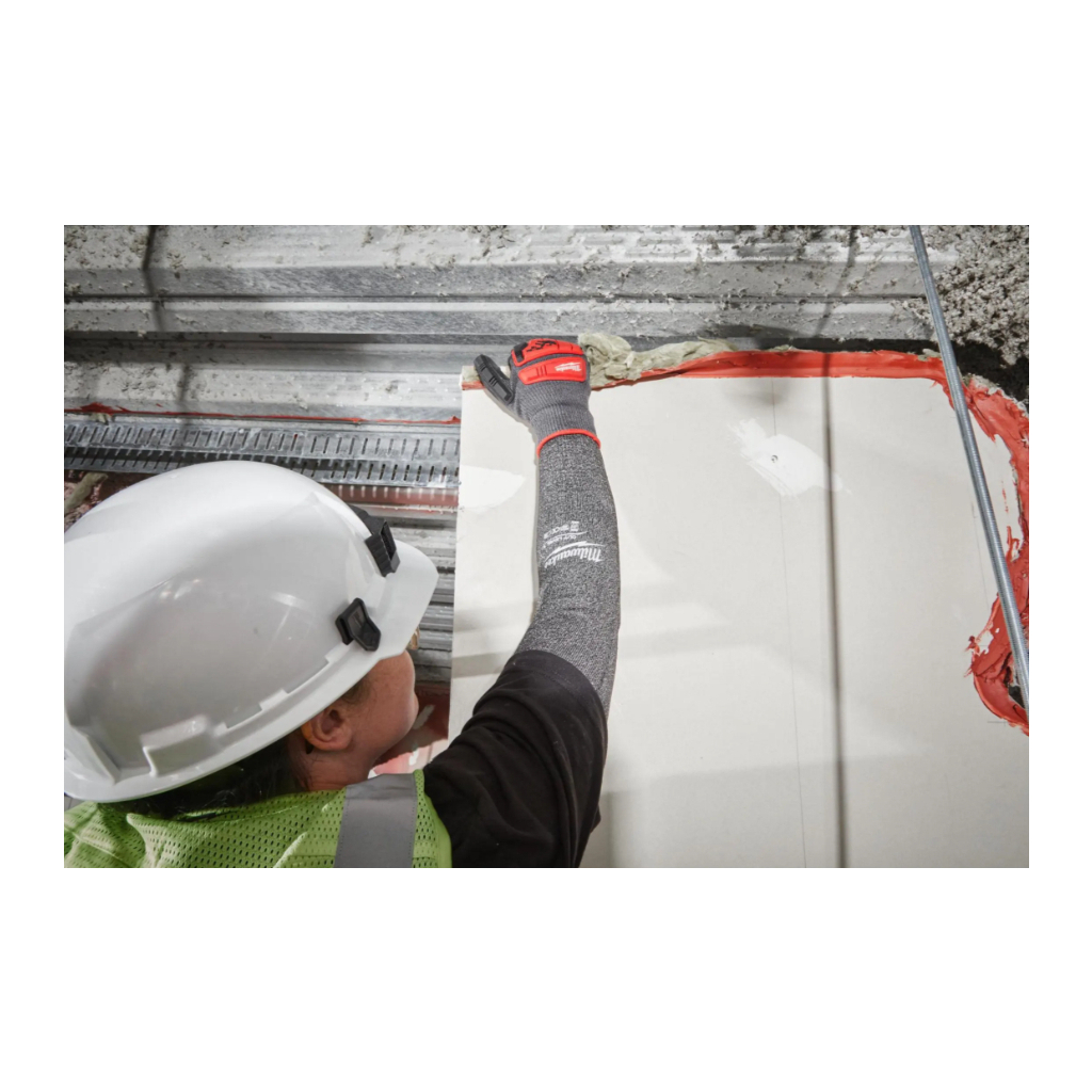 Нарукавники захисні Milwaukee з рівнем опору порізам E, 40 см (4932479936) - изображение 7