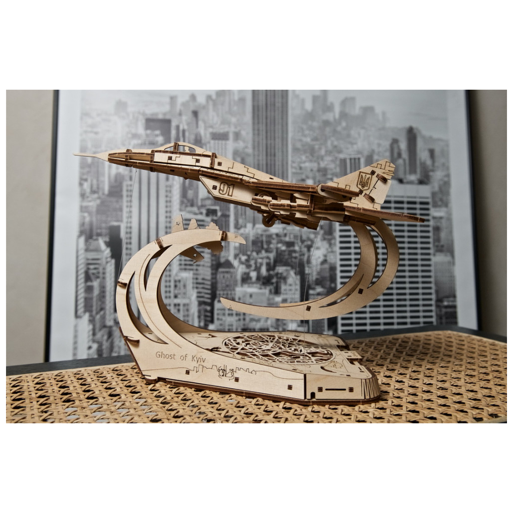 Конструктор Ugears Привид Києва (6337408) - зображення 9