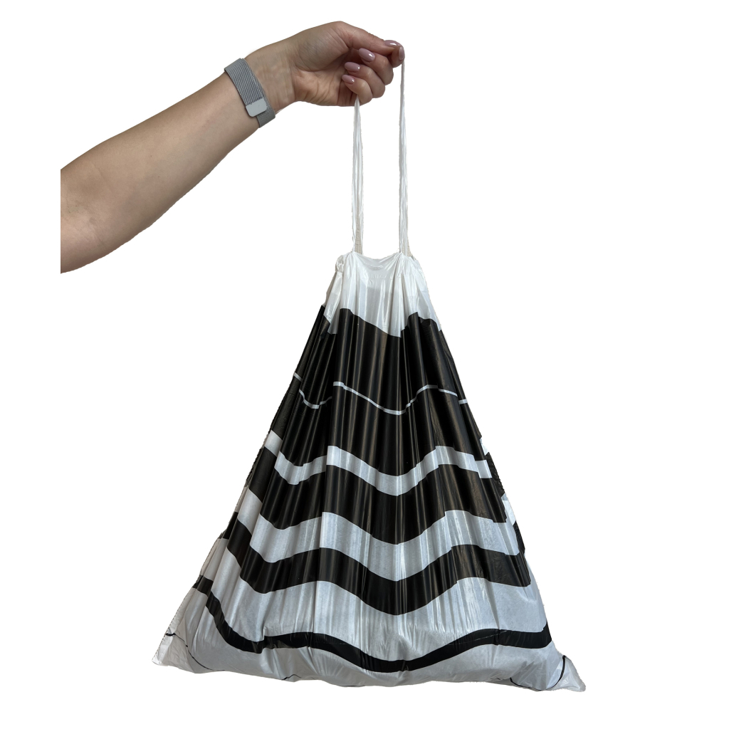 Пакети для сміття Добра Господарочка Black&White Із затяжками 60 л 20 шт. (4820086523370) - зображення 2