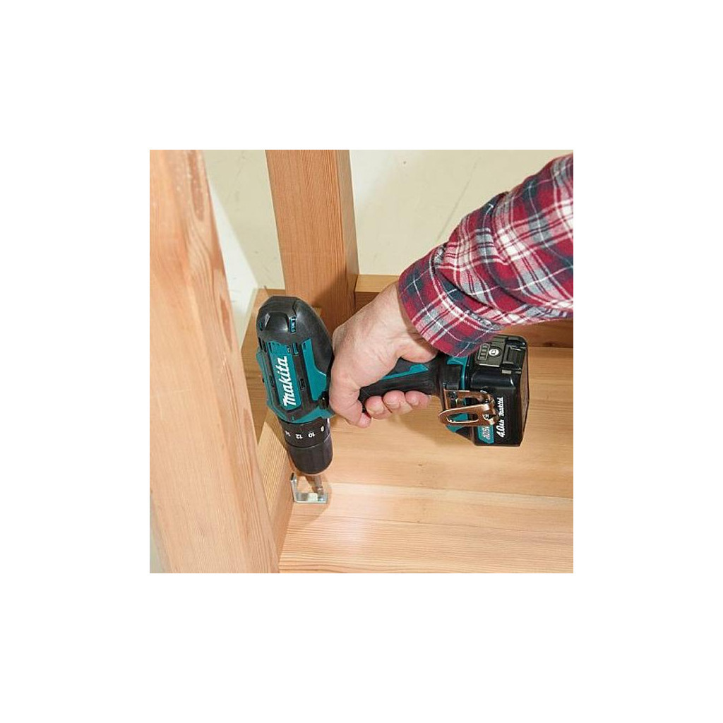 Шуруповерт Makita DF331DWYE, CXT, 10,8В Slider, 1,5Аг х 2шт, DC10WC, кейс - зображення 3