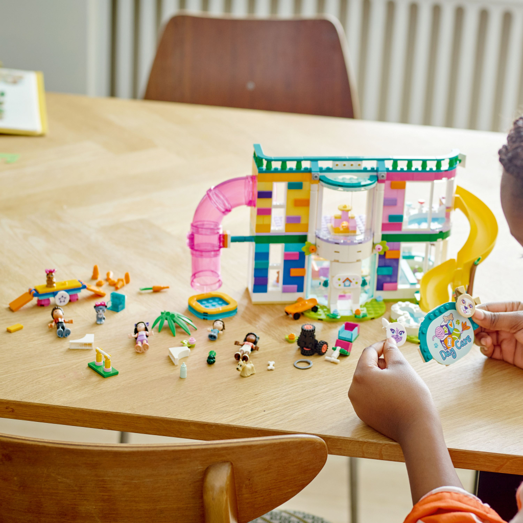Конструктор LEGO Friends Центр з догляду за домашніми улюбленця 593 деталі (41718) - зображення 4