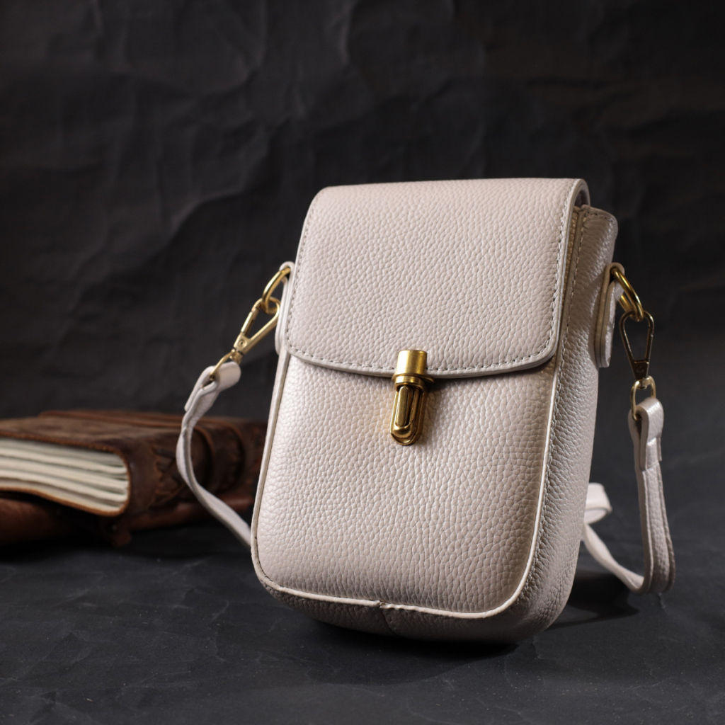 Сумка Vintage Шкіряна жіноча вертикального формату з клапаном Біла (22309) - зображення 9