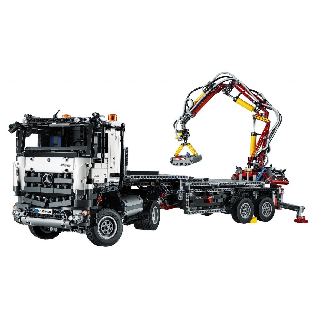 Конструктор LEGO Technic Mercedes-Benz Arocs (42043) - зображення 7