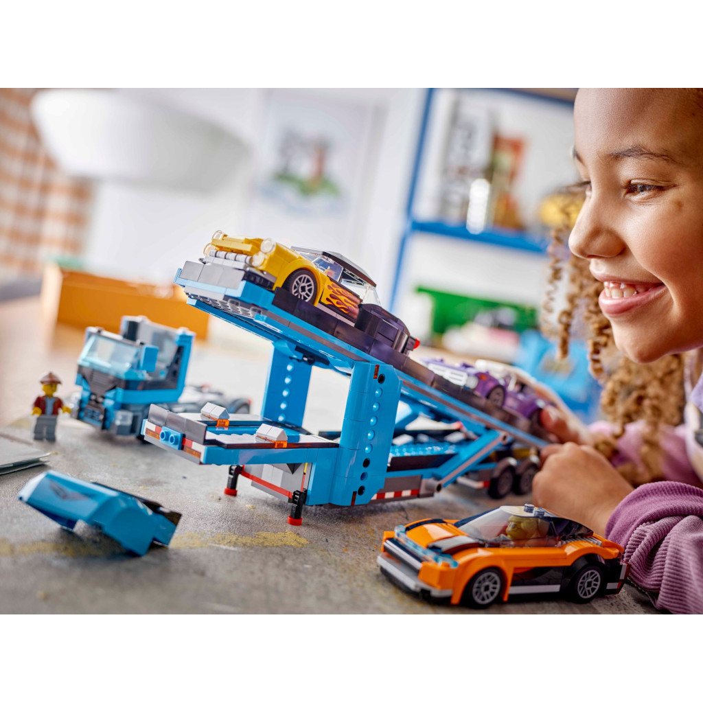 Конструктор LEGO City Вантажівка-транспортер зі спортивними авто (60408) - зображення 10