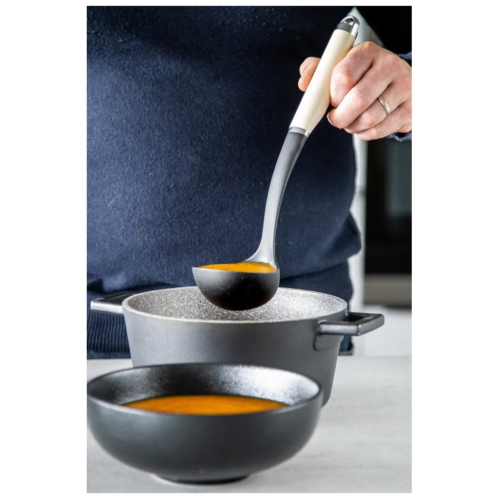 Ополоник KitchenAid Coreline, 32,8 см, кремовий (KAG006OHACE) - зображення 7