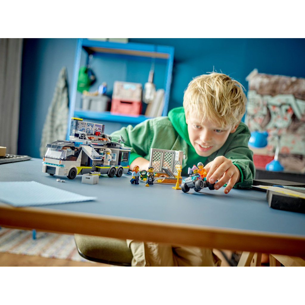 Конструктор LEGO City Пересувна поліцейська криміналістична лабораторія 674 деталей (60418) - зображення 9