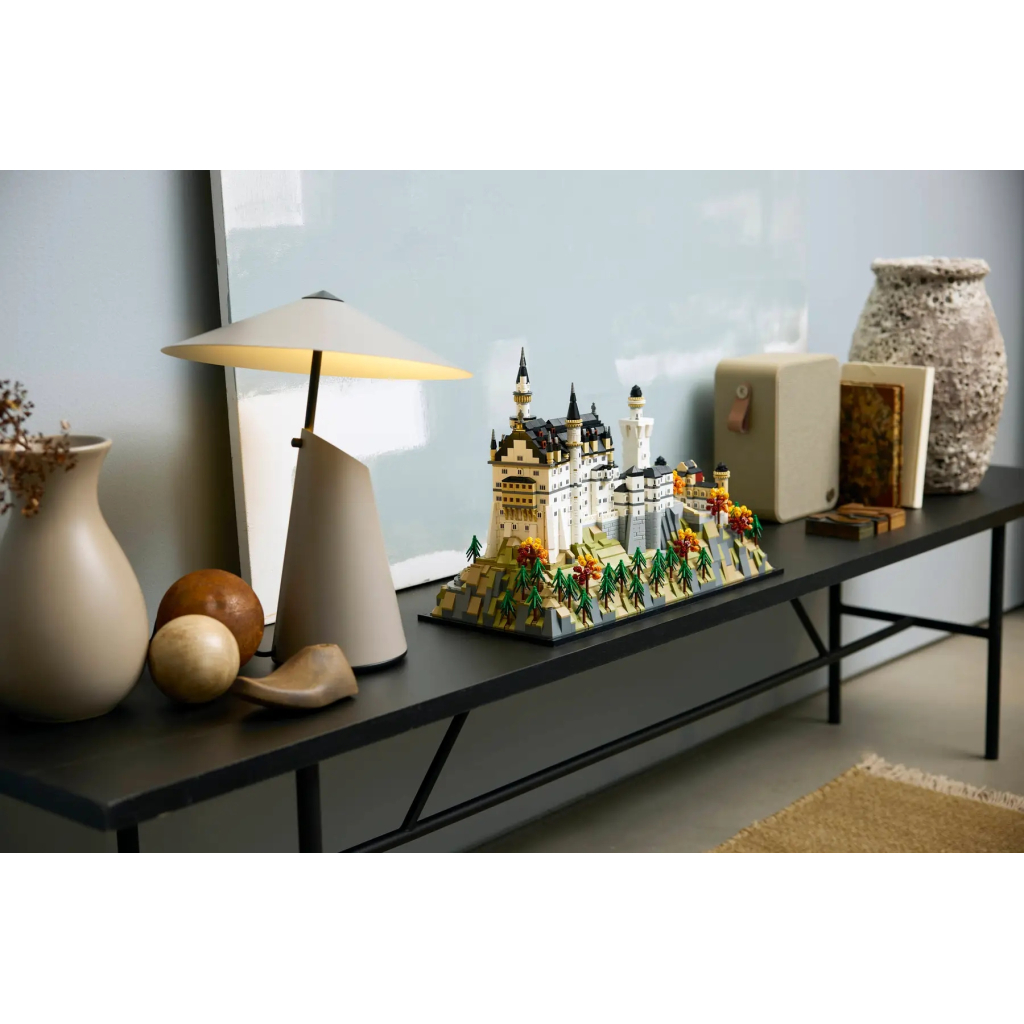 Конструктор LEGO Architecture Замок Нойшванштайн (21063) - зображення 12