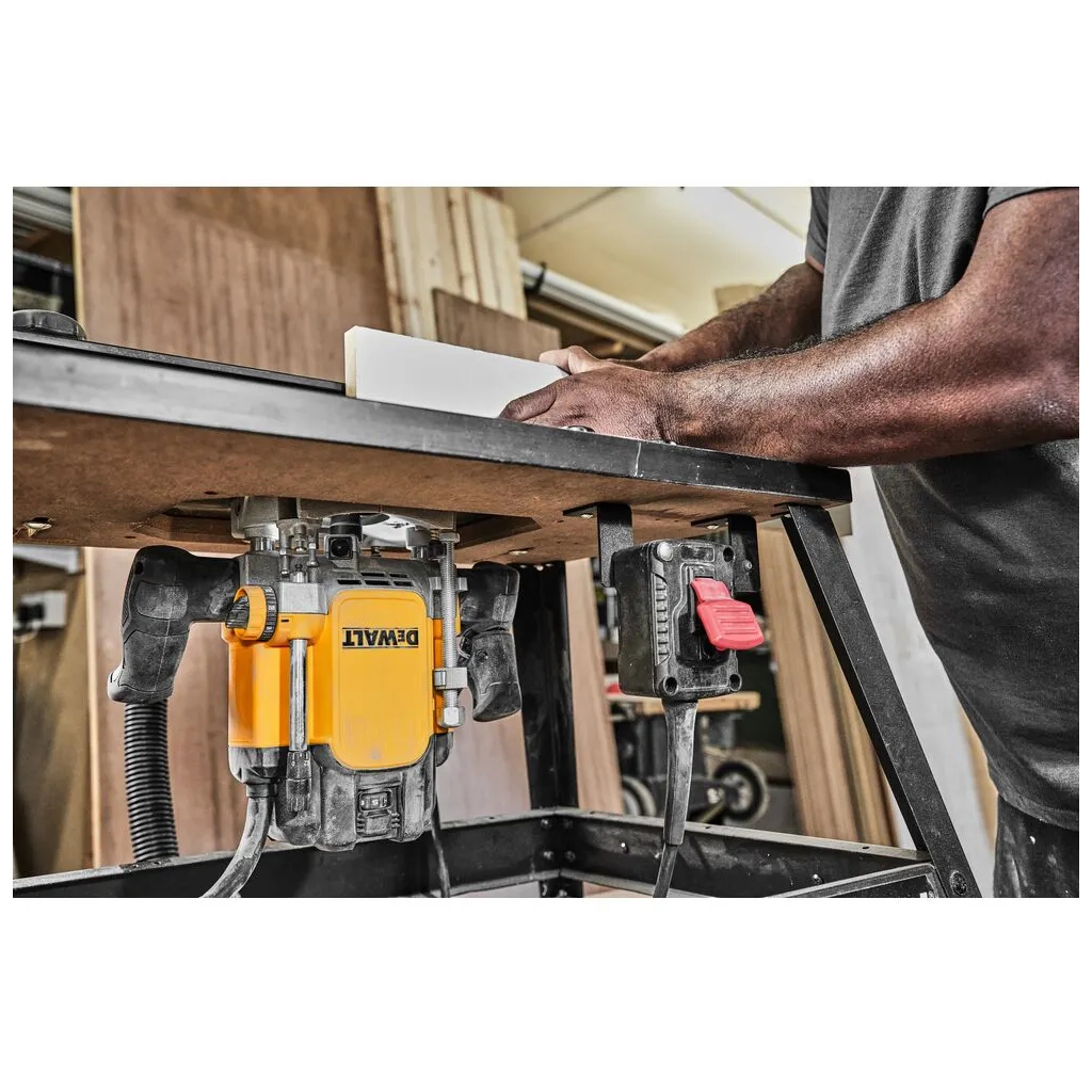 Фрезер DeWALT 9000 - 22000 об/хв, цанговий патрон 12 мм, пульт ДК, кейс TSTAK (DWE627KT) - изображение 6