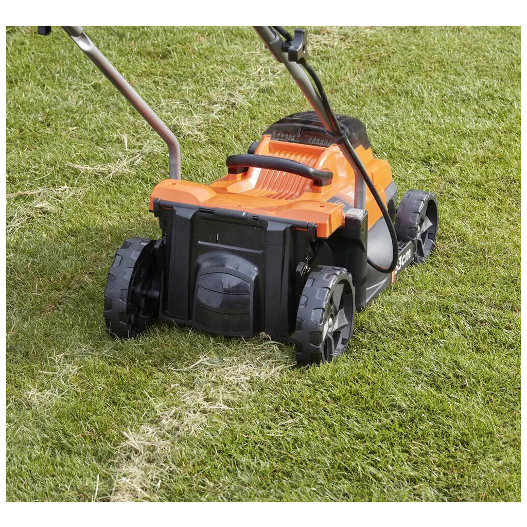 Газонокосарка Black&Decker акумуляторна 36 В, 2.5 Ач, 32 см, 1 АКБ та ЗП (BCMW3336L1) - изображение 4