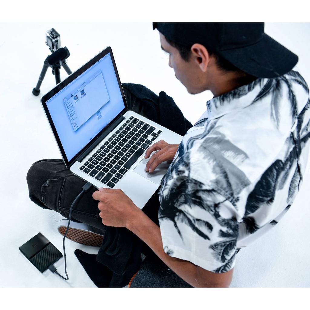 Зовнішній жорсткий диск 2.5" 1TB WD (WDBYNN0010BBK-EEEX) - зображення 9