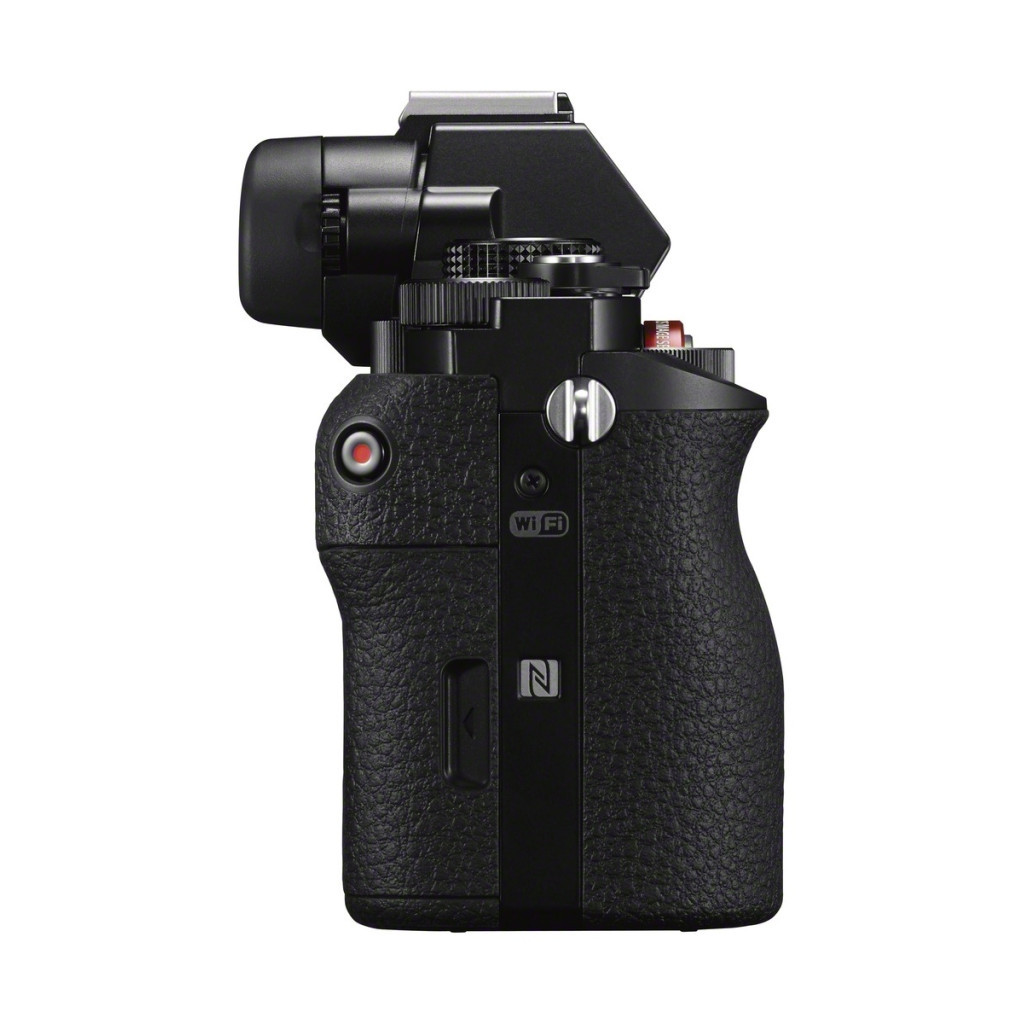Цифровий фотоапарат Sony Alpha 7 body black (ILCE7B.RU2) - зображення 7