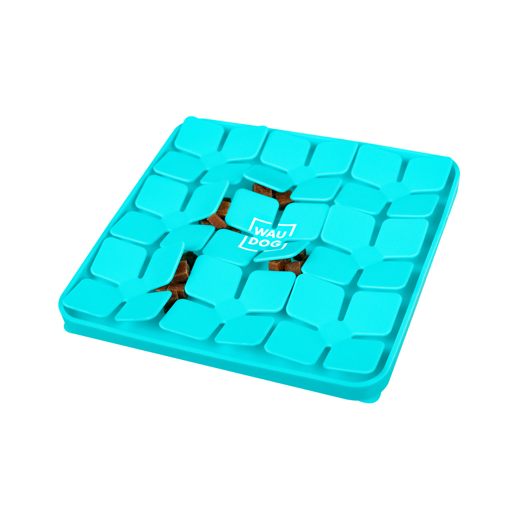 Універсальний посуд для тварин WAUDOG Silicone Килимок для пошуку корму 20х20х1.7 см блакитний (23512) - зображення 4