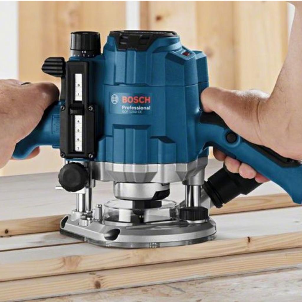 Фрезер Bosch GOF 1250 CE (0.601.626.000) - изображение 3