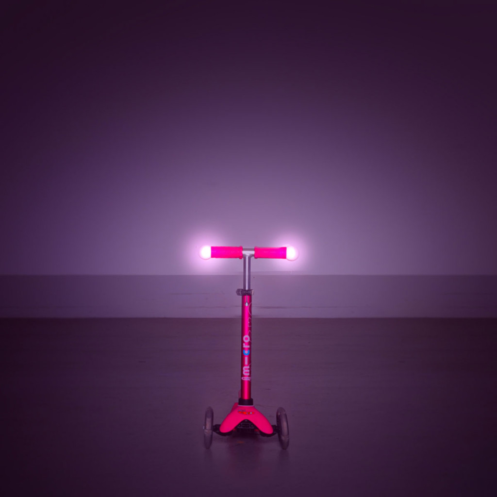 Самокат Micro Mini Deluxe Magic Pink LED (MMD130) - зображення 6