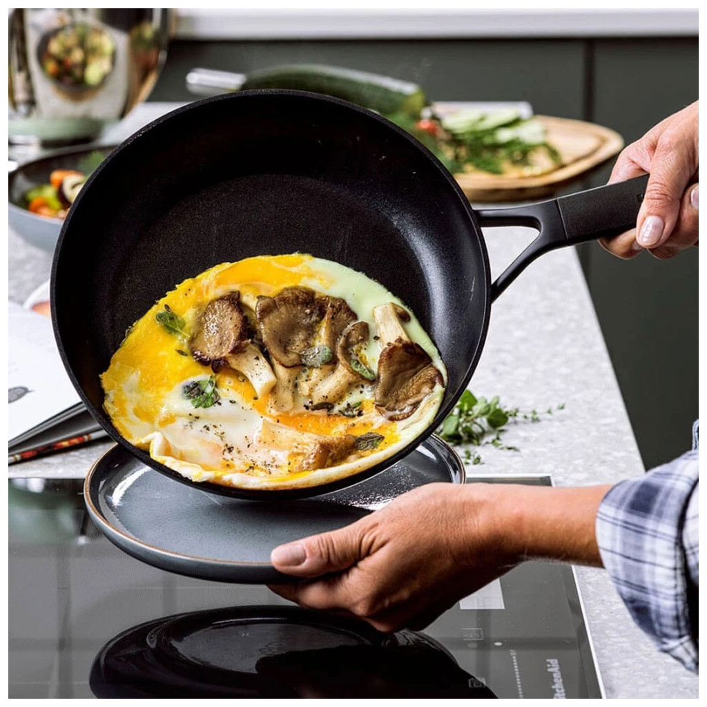 Сковорода KitchenAid CFA 30 см з керамічним покриттям (CC005682-001) - зображення 4