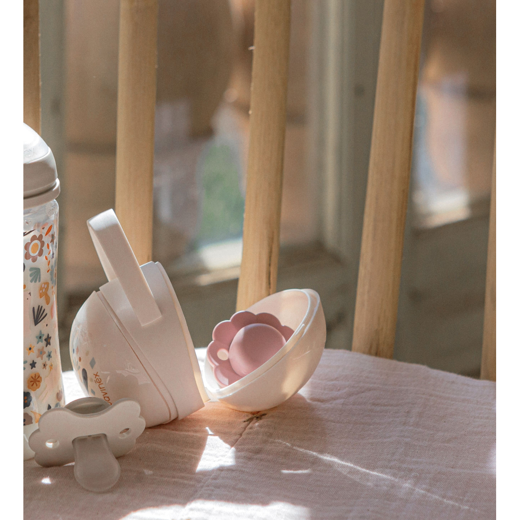 Контейнер для пустушок Suavinex Wonderland, бежевий (308735) - зображення 3