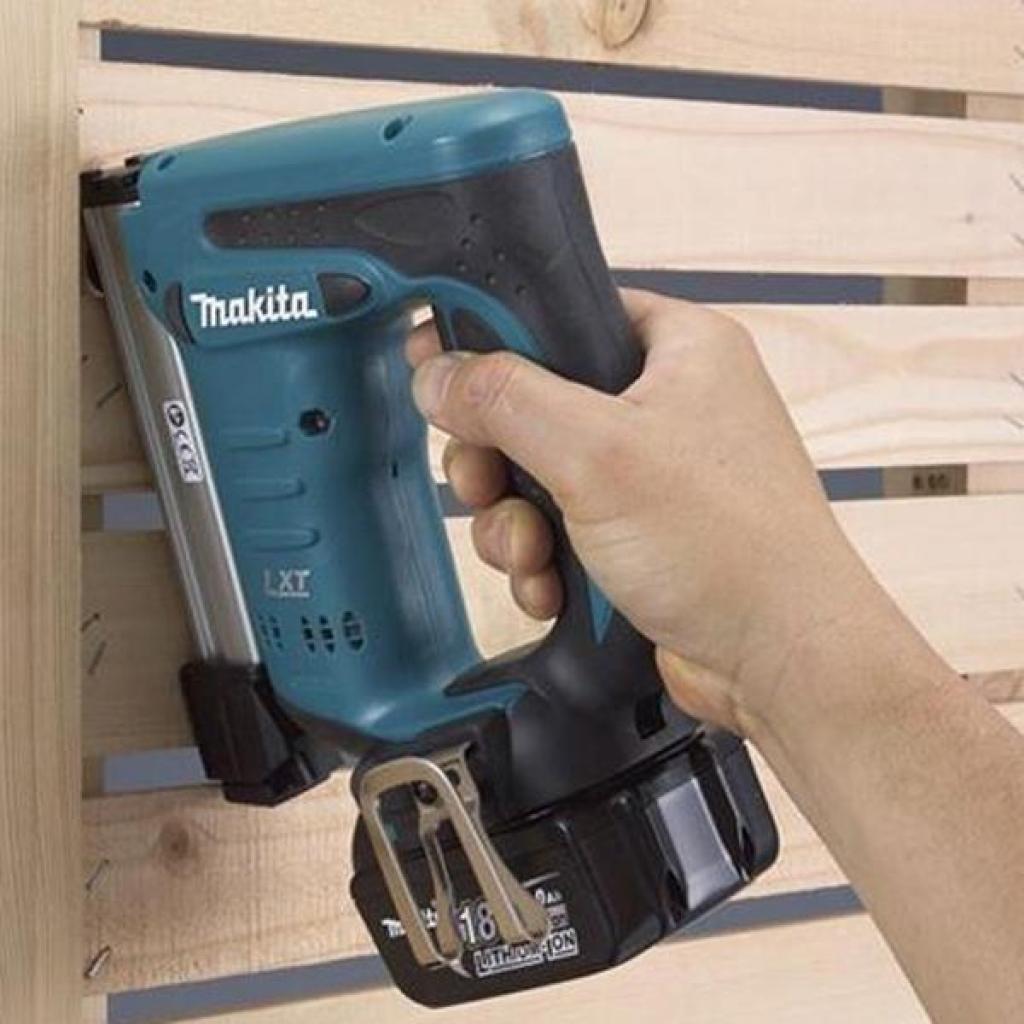 Степлер будівельний Makita LXT, 18В (без АКБ и БП) (DST221Z) - зображення 3