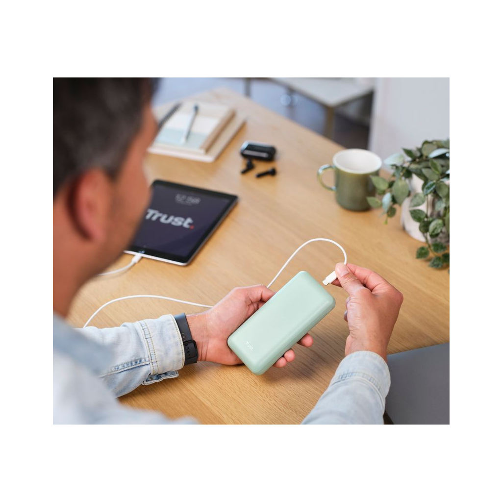 Батарея універсальна Trust 20000mAh Redoh, USB-A/2хUSB-C, 18W, QC 3.0, PD, green (25035_TRUST) - зображення 3