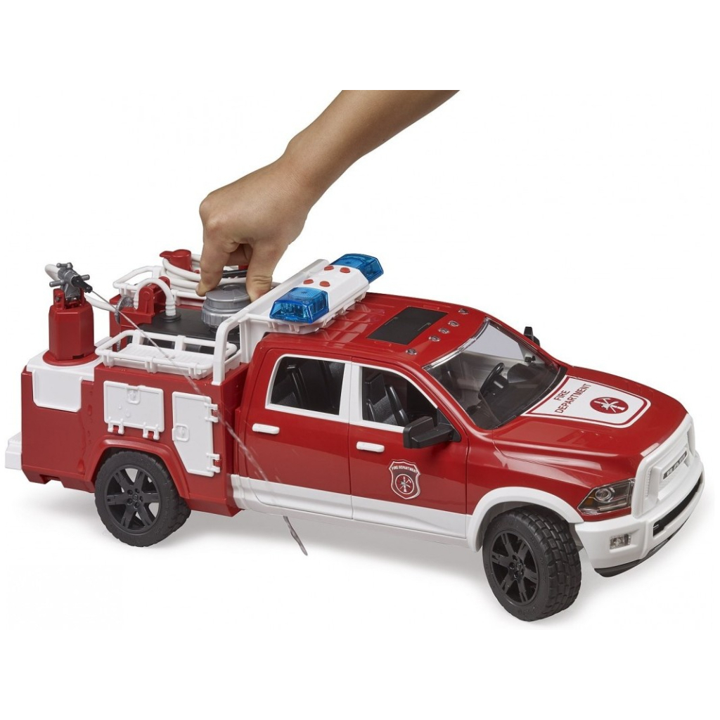 Спецтехніка Bruder RAM 2500 Пожежна машина 1:16 (02544) - зображення 3