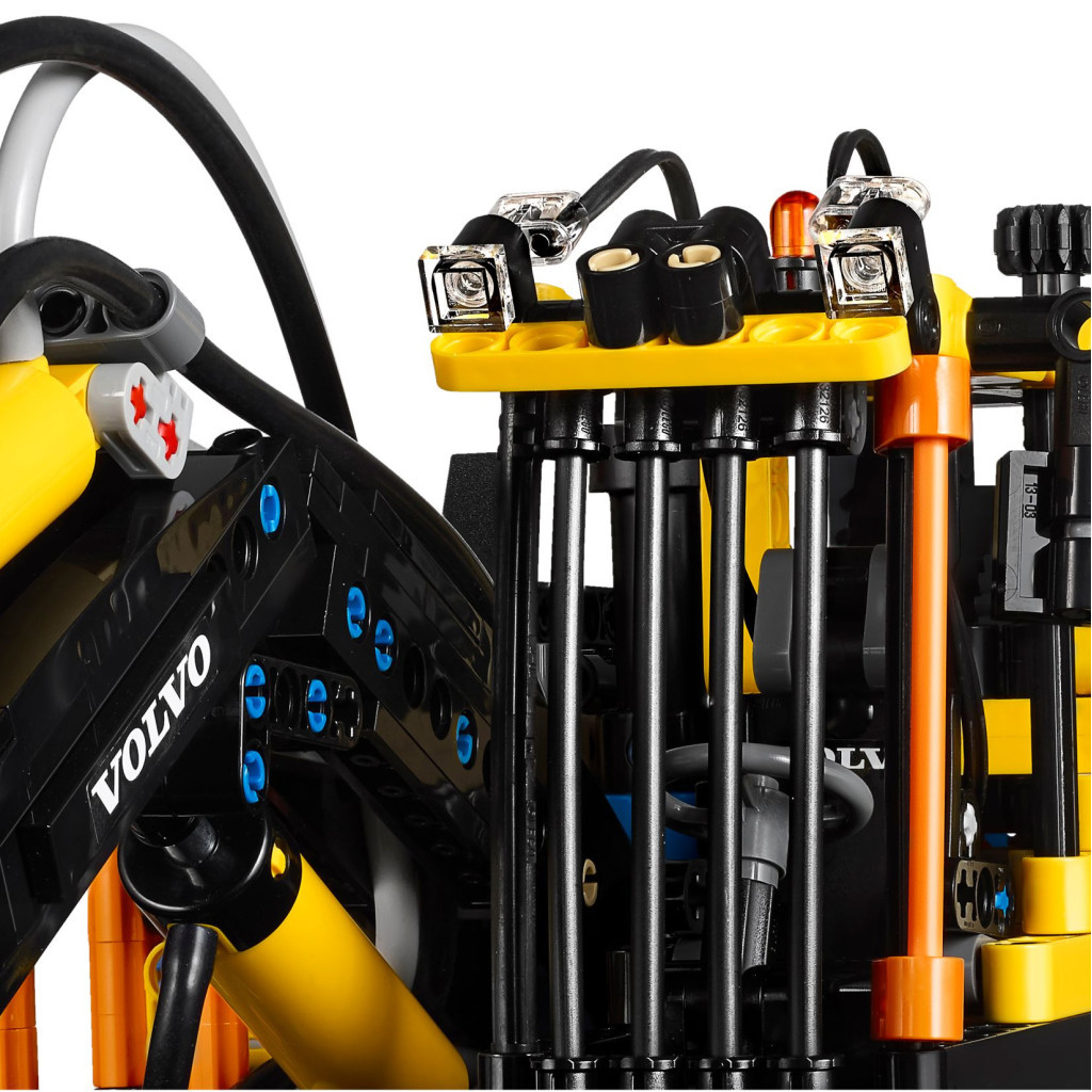 Конструктор LEGO Technic Екскаватор Volvo EW 160E (42053) - зображення 10