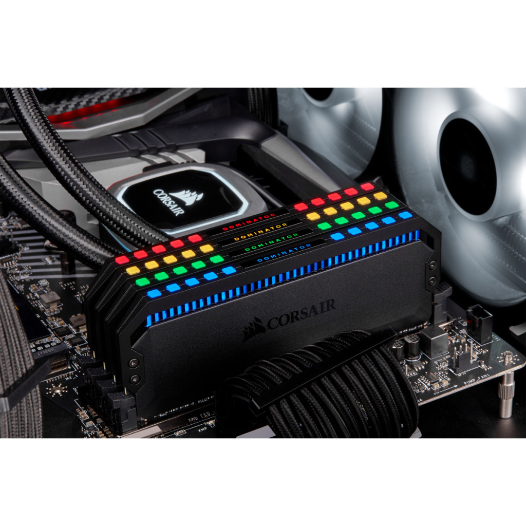 Модуль пам'яті для комп'ютера DDR4 16GB (2x8GB) 3600 MHz Dominator Platinum RGB Black Corsair (CMT16GX4M2D3600C18) - зображення 11