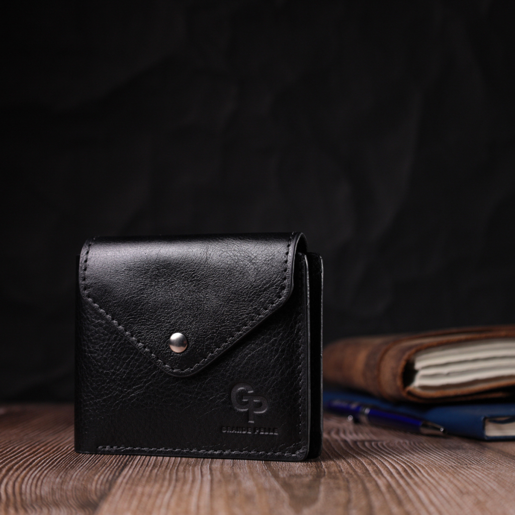 Гаманець Grande Pelle Унісекс із глянсової натуральної шкіри Чорний (16806) - зображення 6