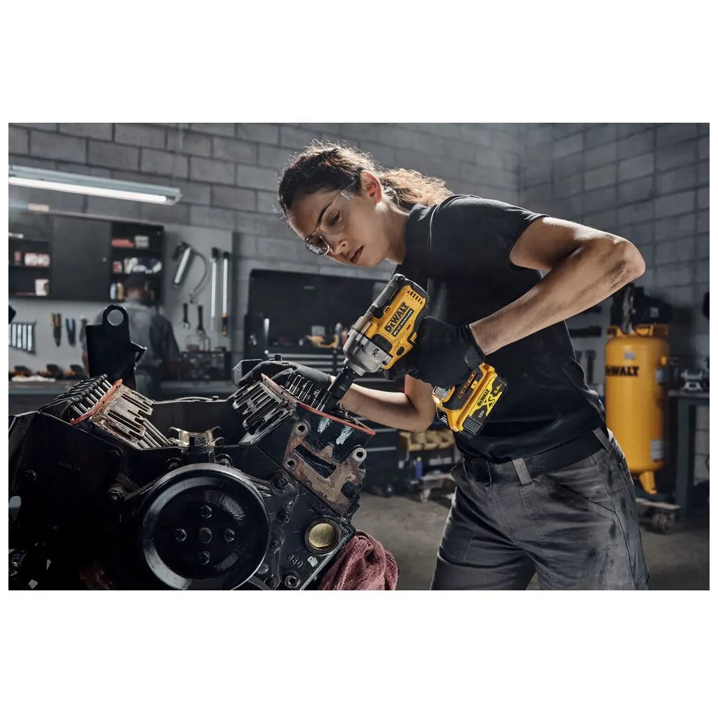 Гайковерт DeWALT 18 В XR Li-lon, 812 Нм, TSTAK (без АКБ та ЗП) (DCF892NT) - изображение 8
