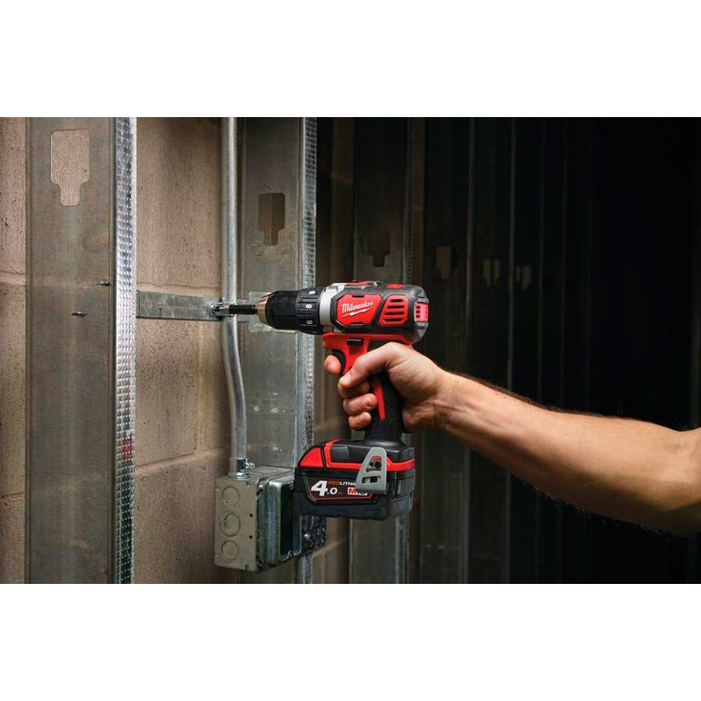 Шуруповерт Milwaukee M18 BDD-202С, 50Нм, 2x2Ah, кейс (4933443555) - зображення 5