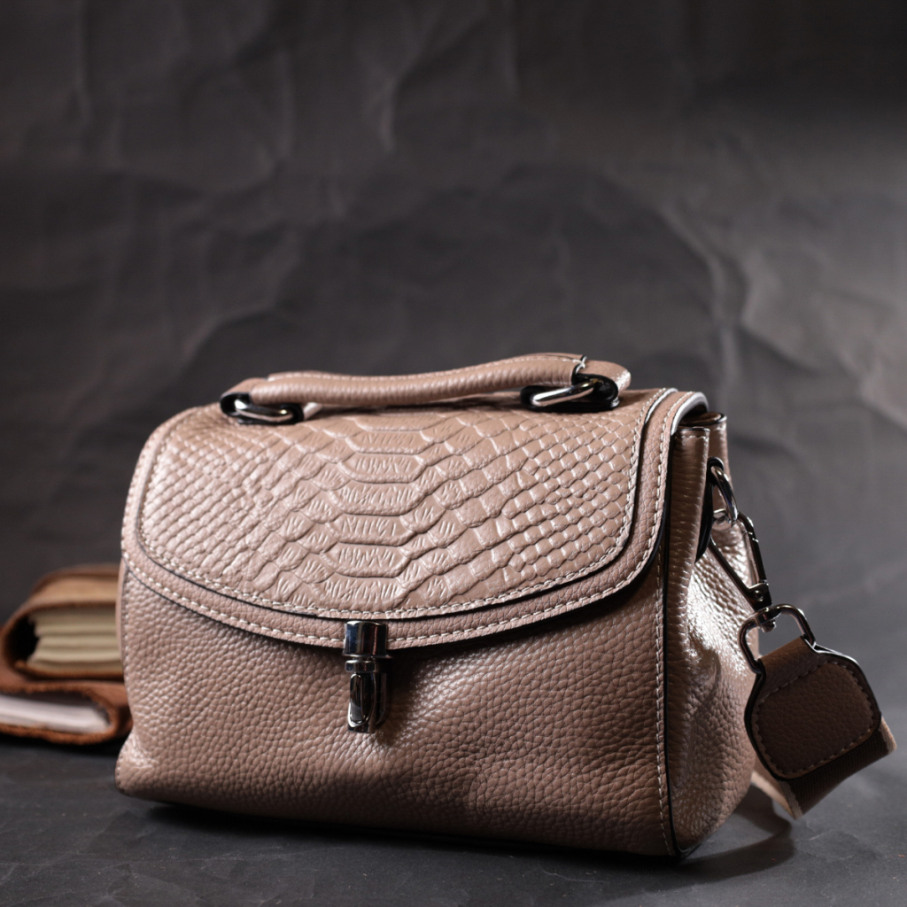 Сумка Vintage Жіноча шкіряна з металевою клямкою Бежева (22418) - зображення 10