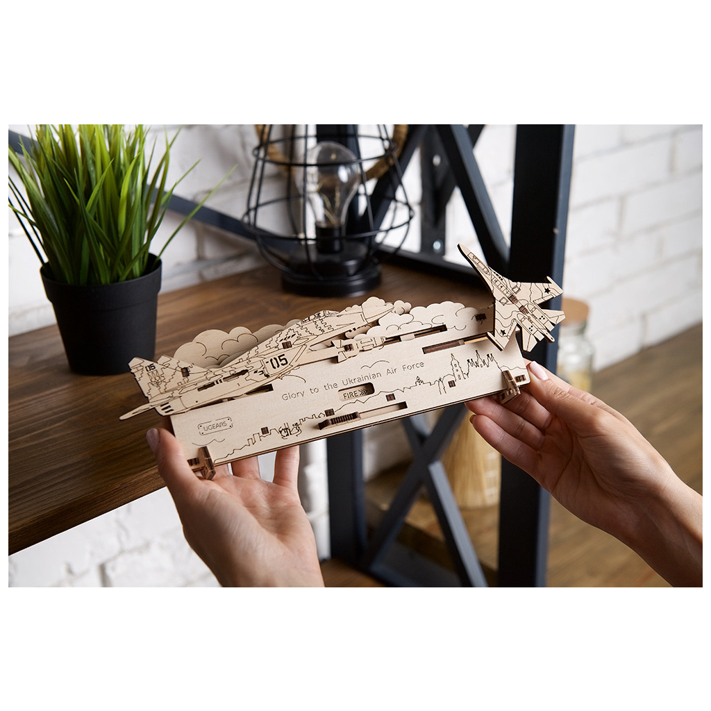 Конструктор Ugears Привид Києва атакує (6337398) - зображення 8