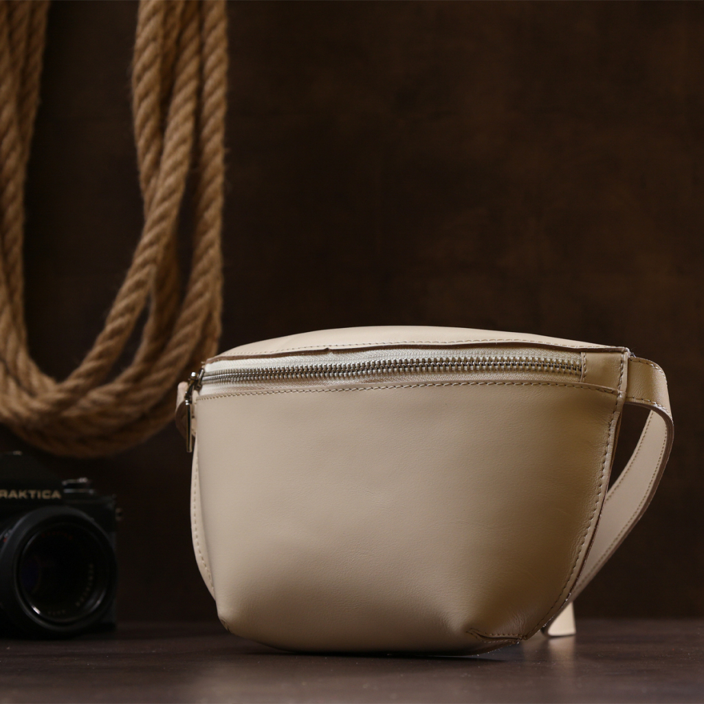 Сумка Shvigel Бананка з натуральної шкіри Бежева (16391) - зображення 8