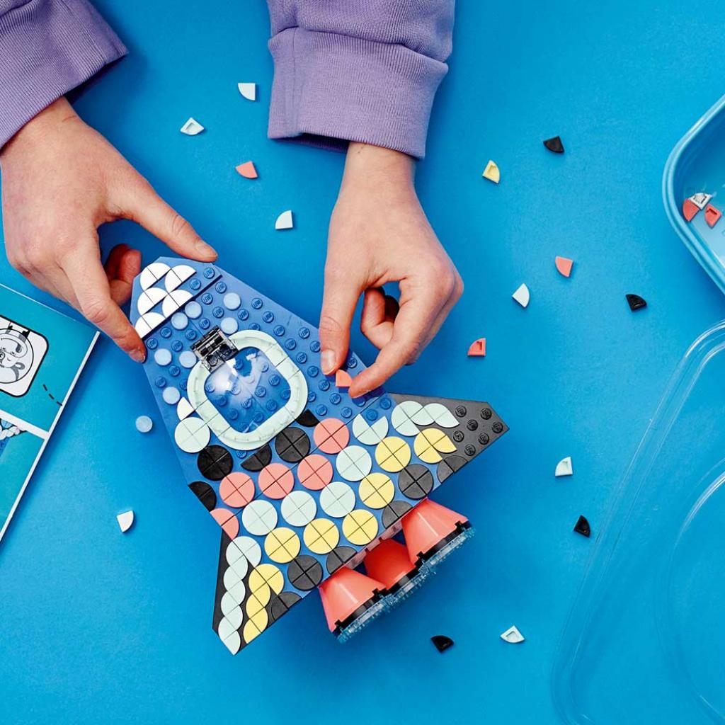 Конструктор LEGO DOTS Підставка для олівців 321 деталь (41936) - зображення 2