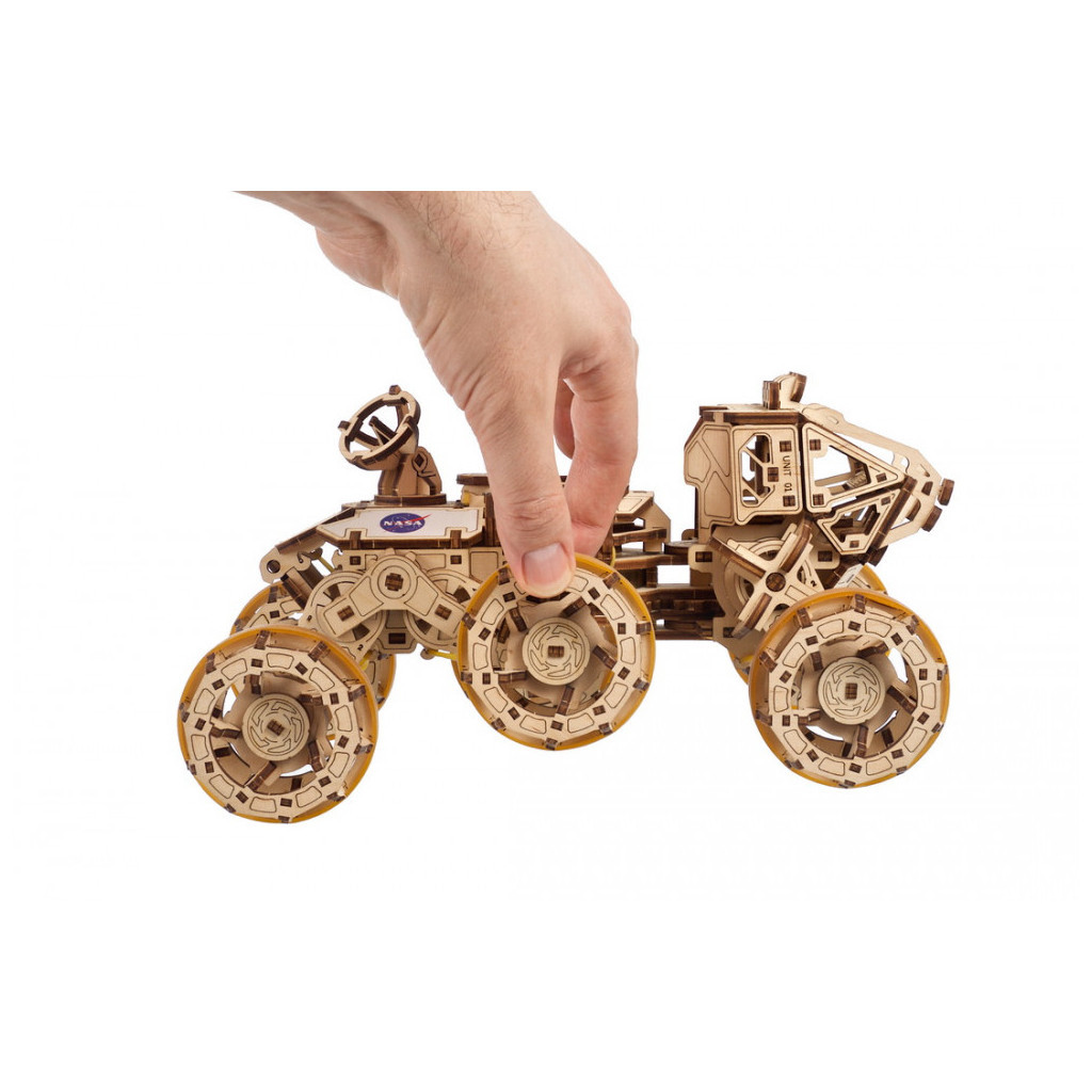 Збірна модель Ugears механічний Пілотований марсохід (70206) - зображення 10