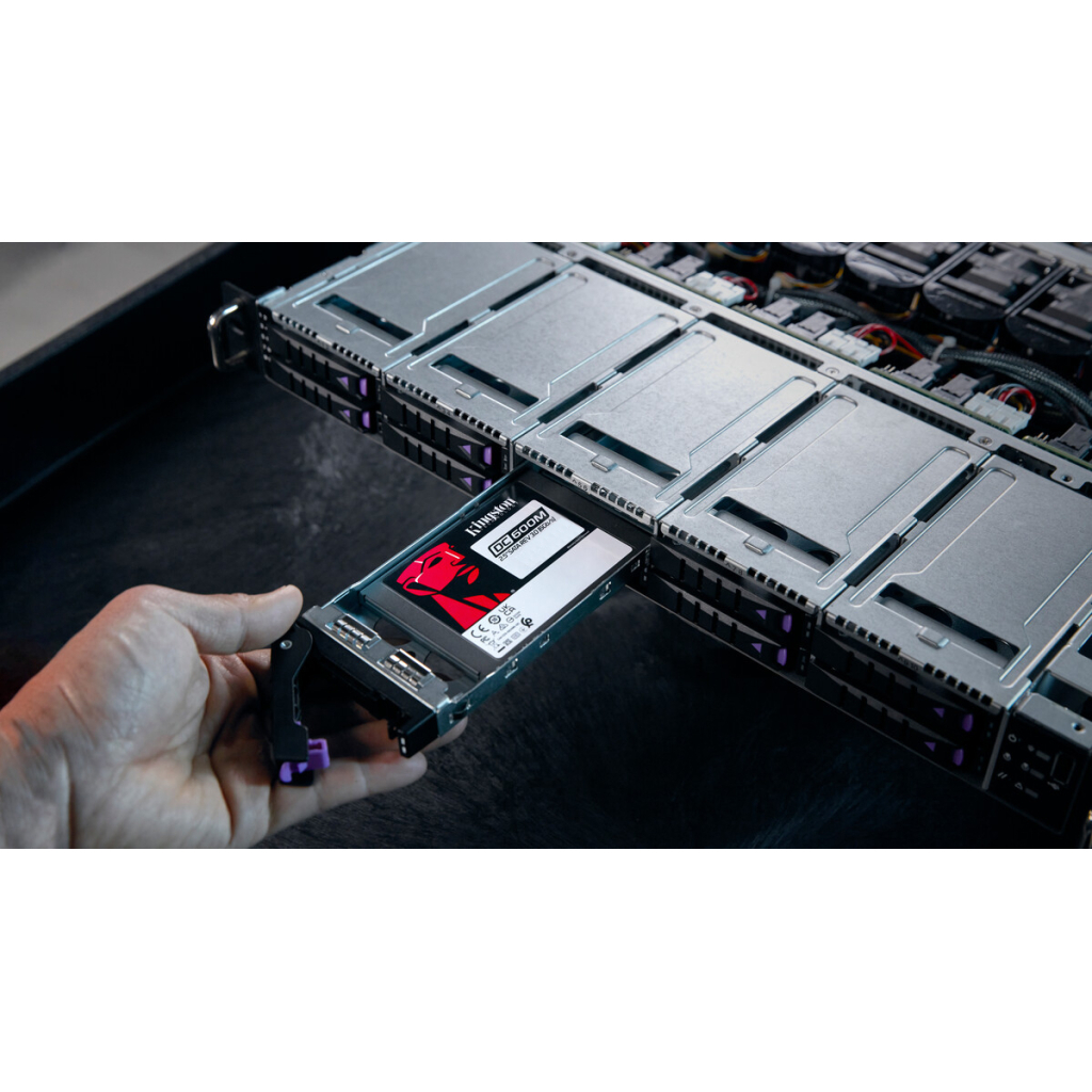 Накопичувач SSD 2.5" 960GB Kingston (SEDC600M/960G) - зображення 6