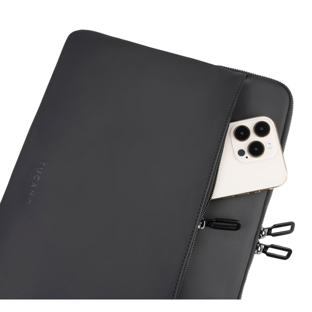 Чохол до ноутбука Tucano 16" Gommo MB Pro, black (BFGOM1516-BK) - зображення 4