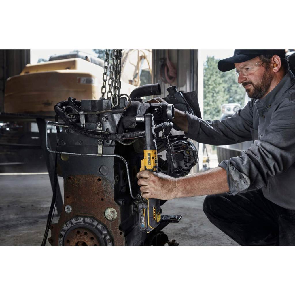 Гайковерт DeWALT кутовий, XR Li-Ion PowerStack 18 GFN, 1.7Ah, 102 Нм (DCF510E2G) - изображение 7