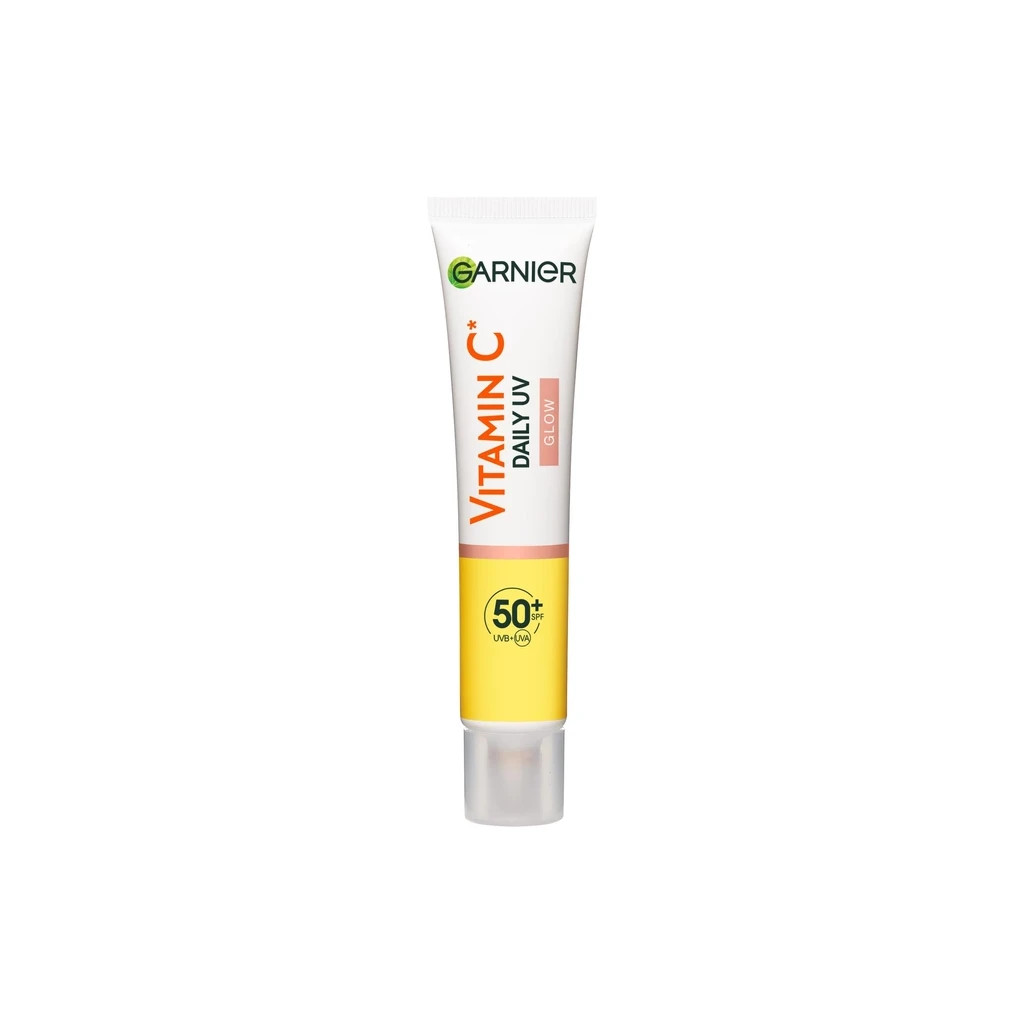 Засіб від засмаги Garnier Skin Naturals Сонцезахисний денний флюїд з вітаміном С SPF50+ 40 мл (3600542573023) - зображення 2