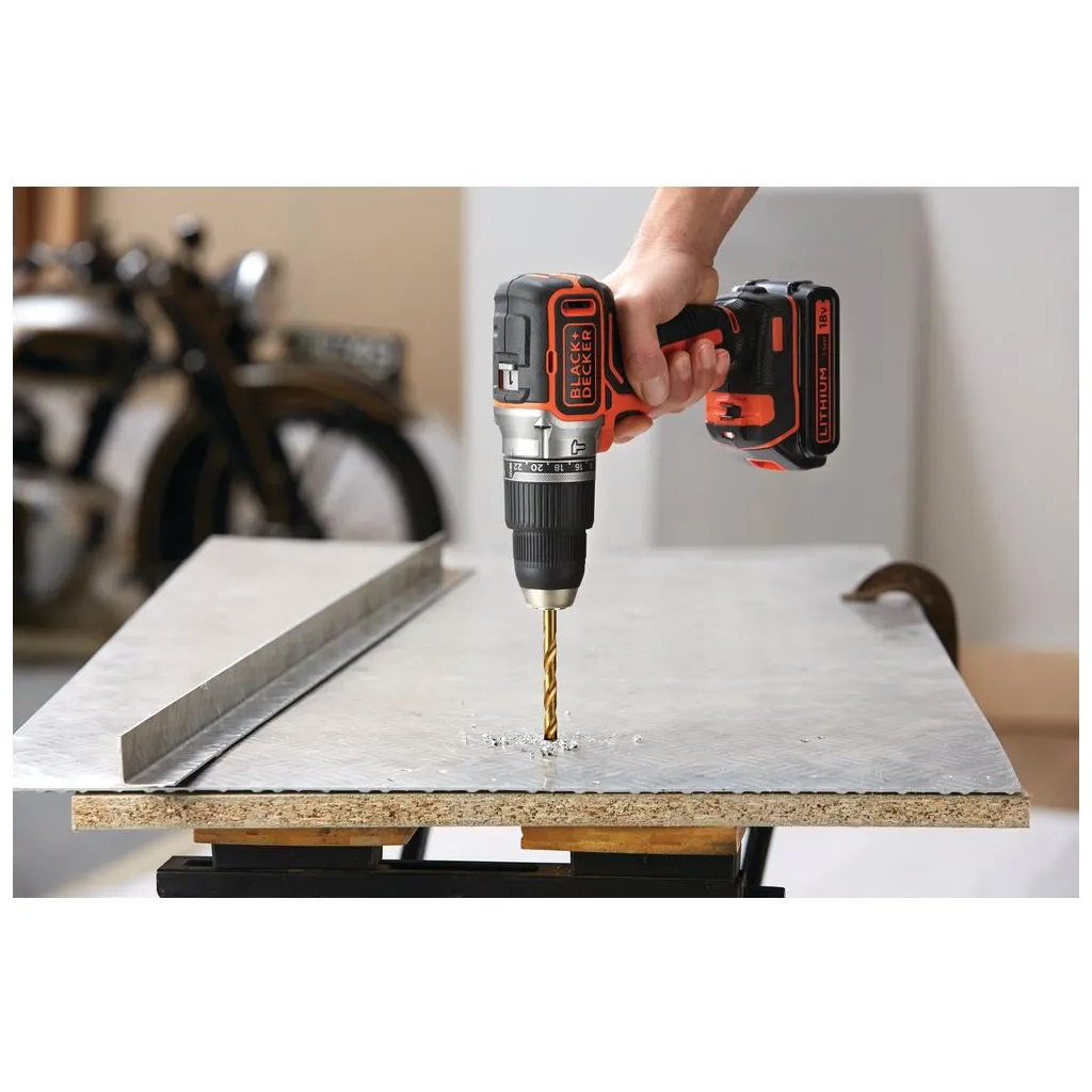 Шуруповерт Black&Decker ударний 18 В, 52 Нм (без АКБ та ЗП) (BL188N) - зображення 7