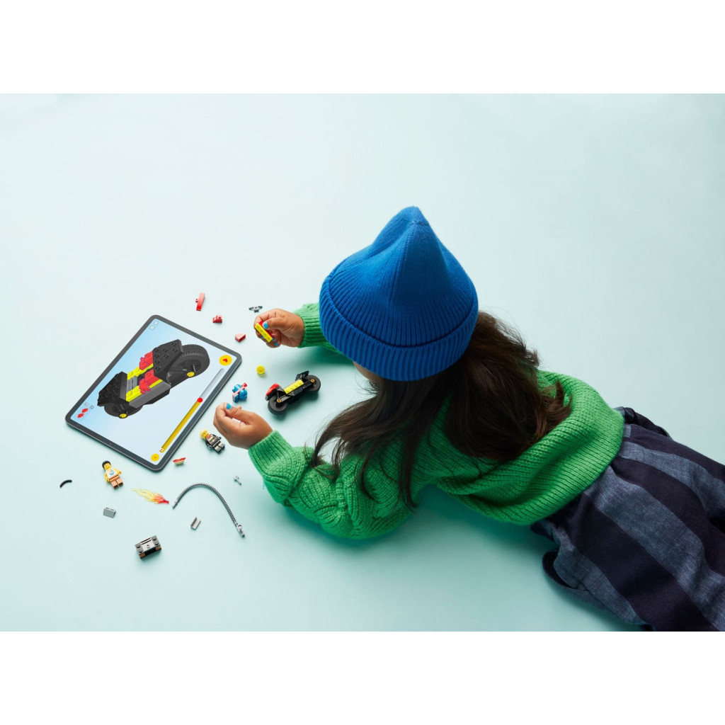 Конструктор LEGO City Пожежний рятувальний мотоцикл 57 деталей (60410) - зображення 8