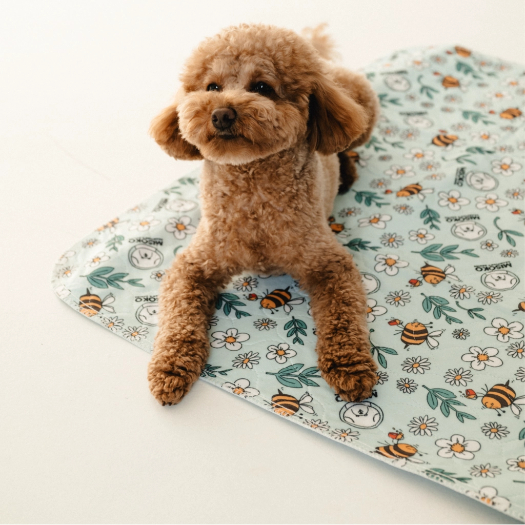 Пелюшки для собак MISOKO&CO Багаторазова з бджолами 40х50 см 1 шт блакитна (HAINMSK70029) - изображение 6